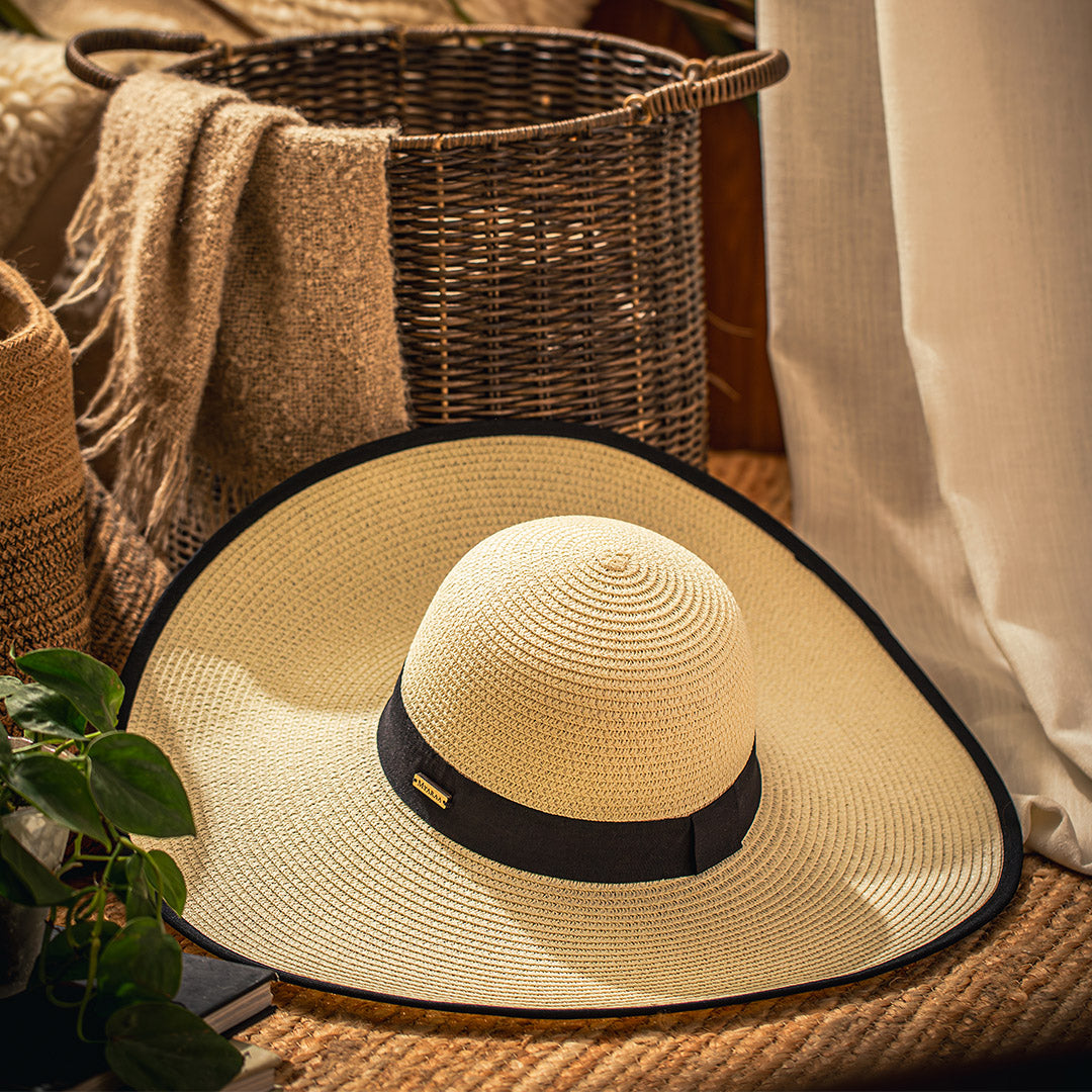 Dove Floppy Hat